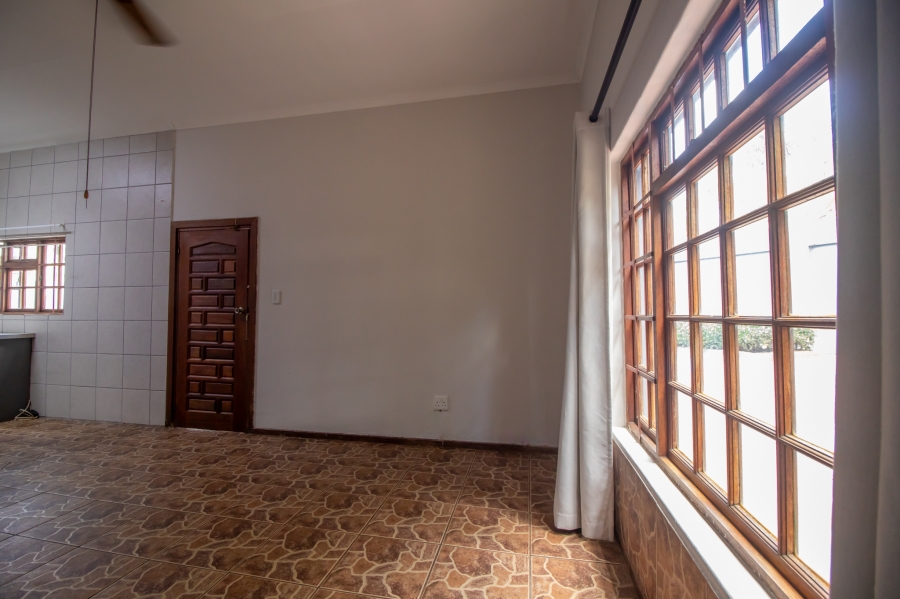 3 Bedroom Property for Sale in Geelhoutpark North West